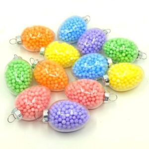 Felakasztható átlátszó műanyag tojások színes poli golyókkal 4 cm 12 db