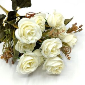 Kicsi virágfejű selyem rózsa csokor ekrü 5 szálas