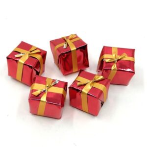 Karácsonyi ajándék csomag dísz piros-arany 2 cm 5 db