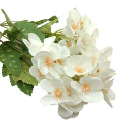 selyem-hortenzia-csokor-cirmos-levelekkel-feher-a23202-hobbykreativ