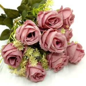 Selyem rózsa csokor virágos díszítővel mályva 9 szálas