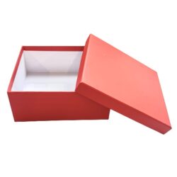 negyzet-alaku-doboz-papir-bevonattal-piros-a104993-hobbykreativ