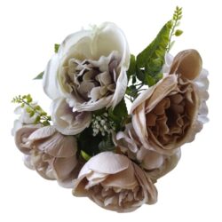 nagyviragu-selyem-bazsarozsa-csokor-latte